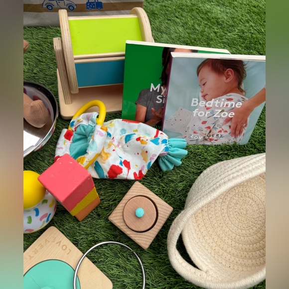 Lovevery Toy Bundle from multiple boxes - Picture 4 of 4